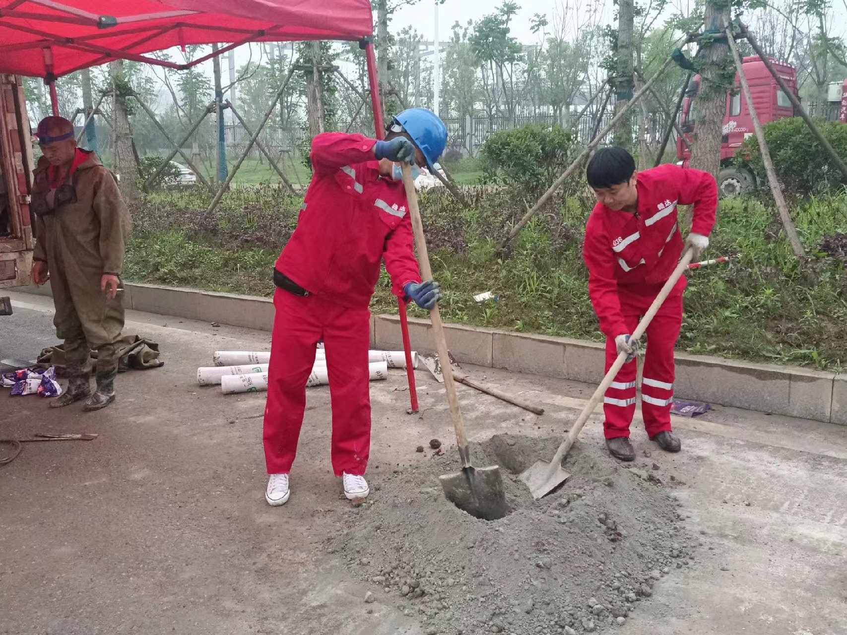 娄底管道疏通哪家好】及时进行市政管道清淤
